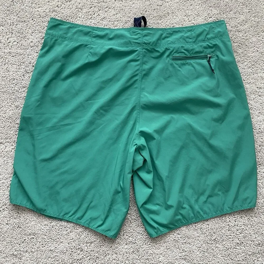 PATAGONIA WAVEFARER MEN'S BOARDSHORTS Teal Size 34x9